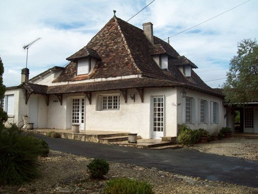 Vente maison BERGERAC 175m² 150000 € Réf. 245849