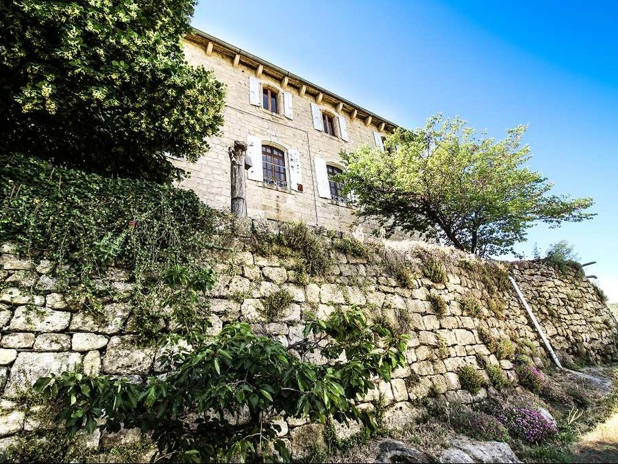 Maison sur Les Vans ; 398 000 €  ; A vendre Réf. 30137440-15/0145