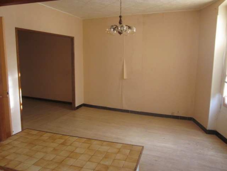 Maison sur Saint Ambroix ; 1 €  ; Achat Réf. 30137420-15/0121