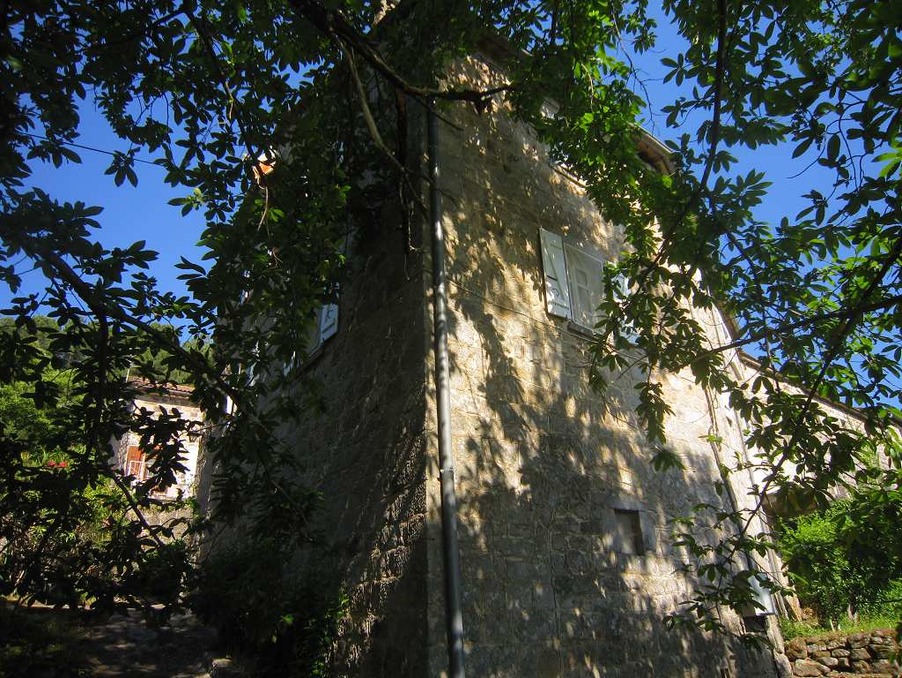 A vendre maison Joyeuse 07260; 1 € 