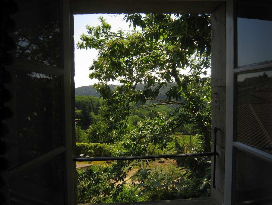 Maison sur Joyeuse ; 1 €  ; Vente Réf. 30137664-15/06281