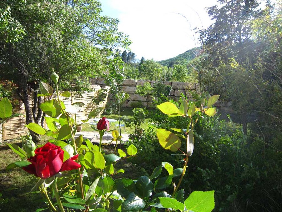 Vente maison 249 000 €  Banne