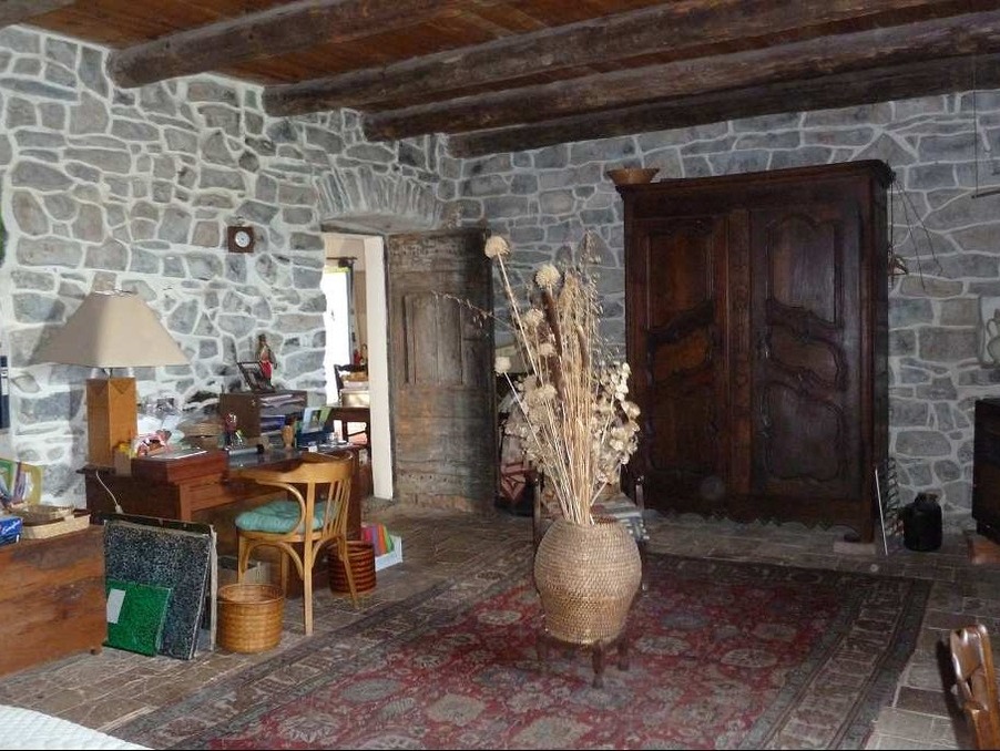 Achat maison Banne Réf. 30137823-15/10393