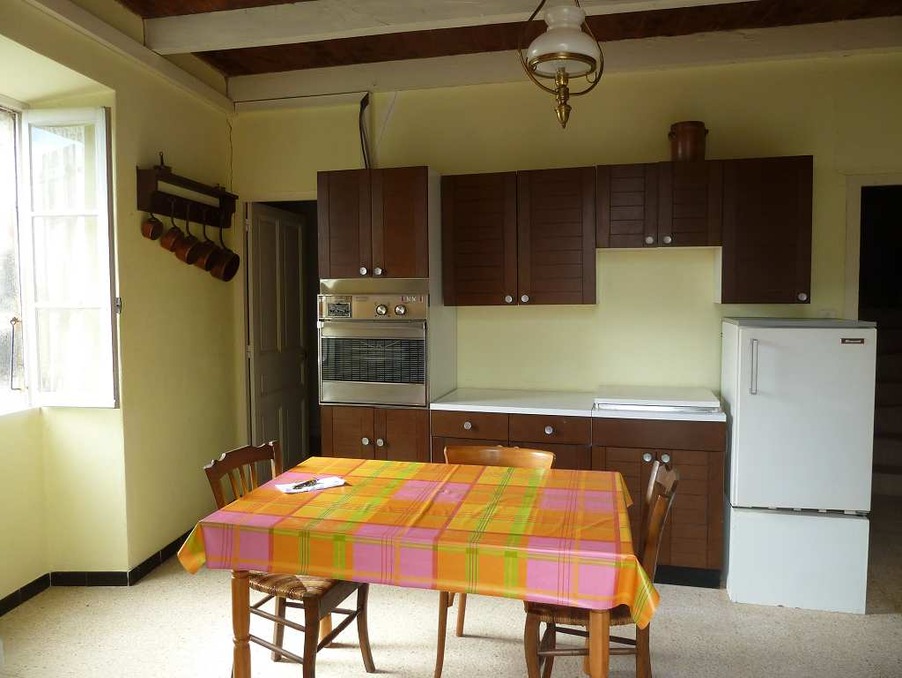 Maison 77 000 €  sur Banne (07460) - Réf. 301371236-16/06239