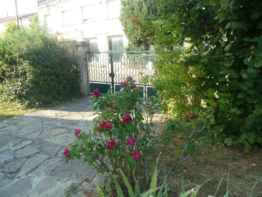 A vendre maison Saint Ambroix 30500; 99 000 € 