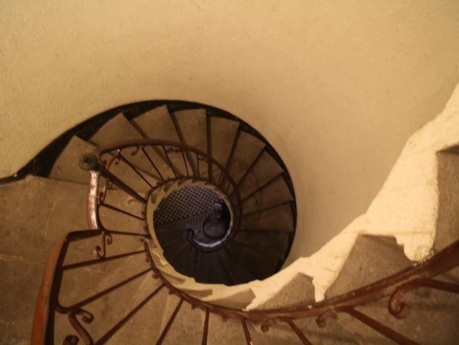 A vendre immeuble Les Vans 07140; 1 € 