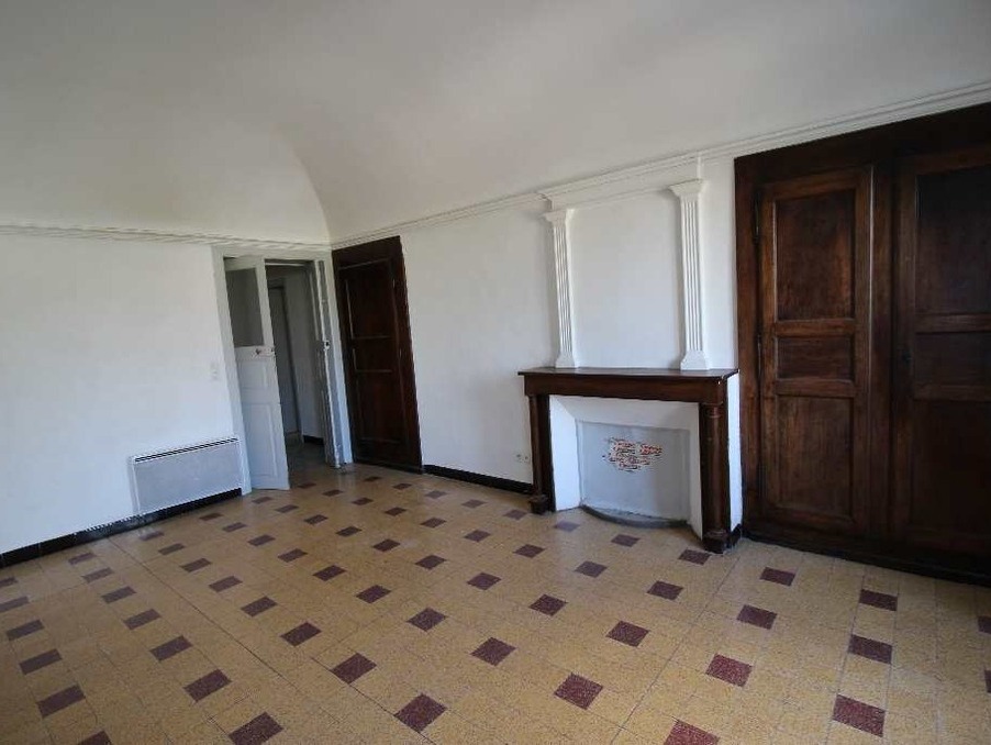 Immeuble sur Les Vans ; 1 €  ; Vente Réf. 301371411-1609366