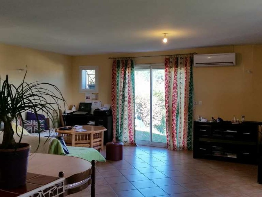 Vente maison 235 000 €  Banne