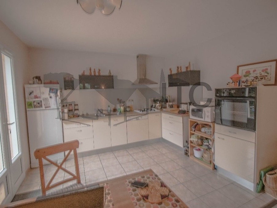 Maison sur Les Vans ; 338 000 €  ; Vente Réf. 301371762-1712440