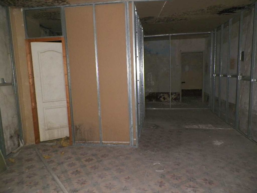 A vendre immeuble Saint Ambroix 30500; 24 000 € 