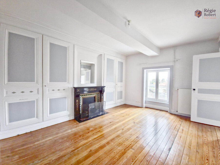 Maison 1 170 €  Réf. 271 T Amberieux