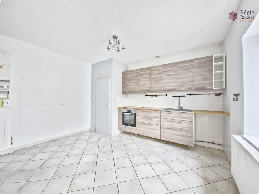 Maison 1 170 €  sur Amberieux (69480) - Réf. 271 T