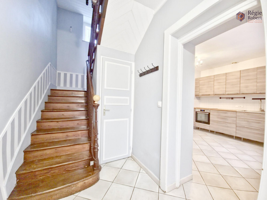 Maison 1 170 €  Réf. 271 T Amberieux