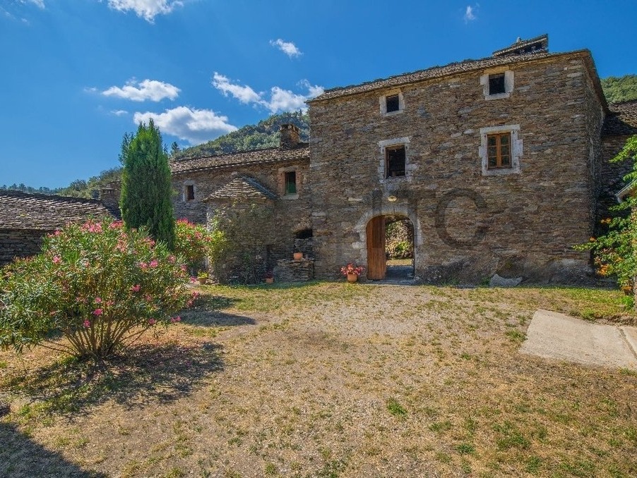 A vendre maison Les Vans 07140; 735 000 € 