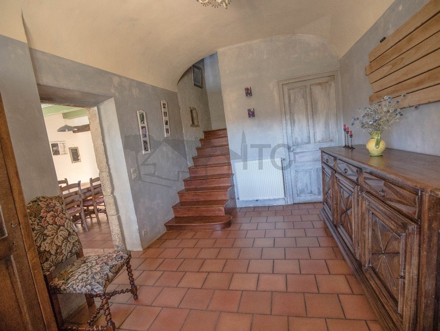 Vente maison 310 000 €  Banne