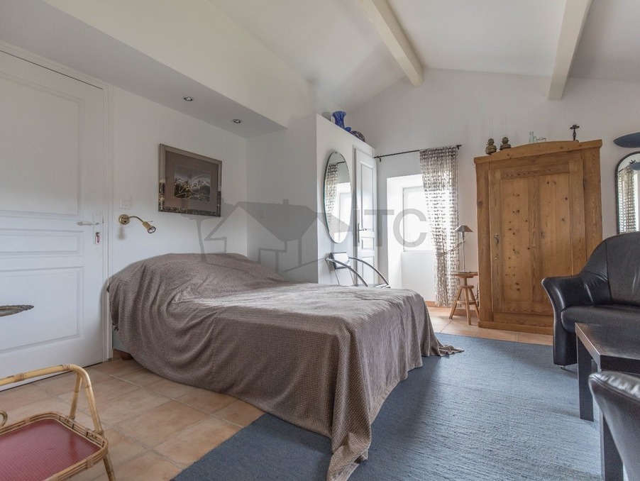 Maison sur Les Vans ; 450 000 €  ; Achat Réf. 301372983-190373