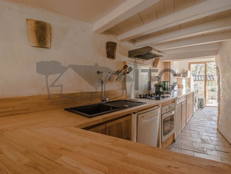 Propriété 418 000 €  sur Courry (30500) - Réf. 301373006-190383