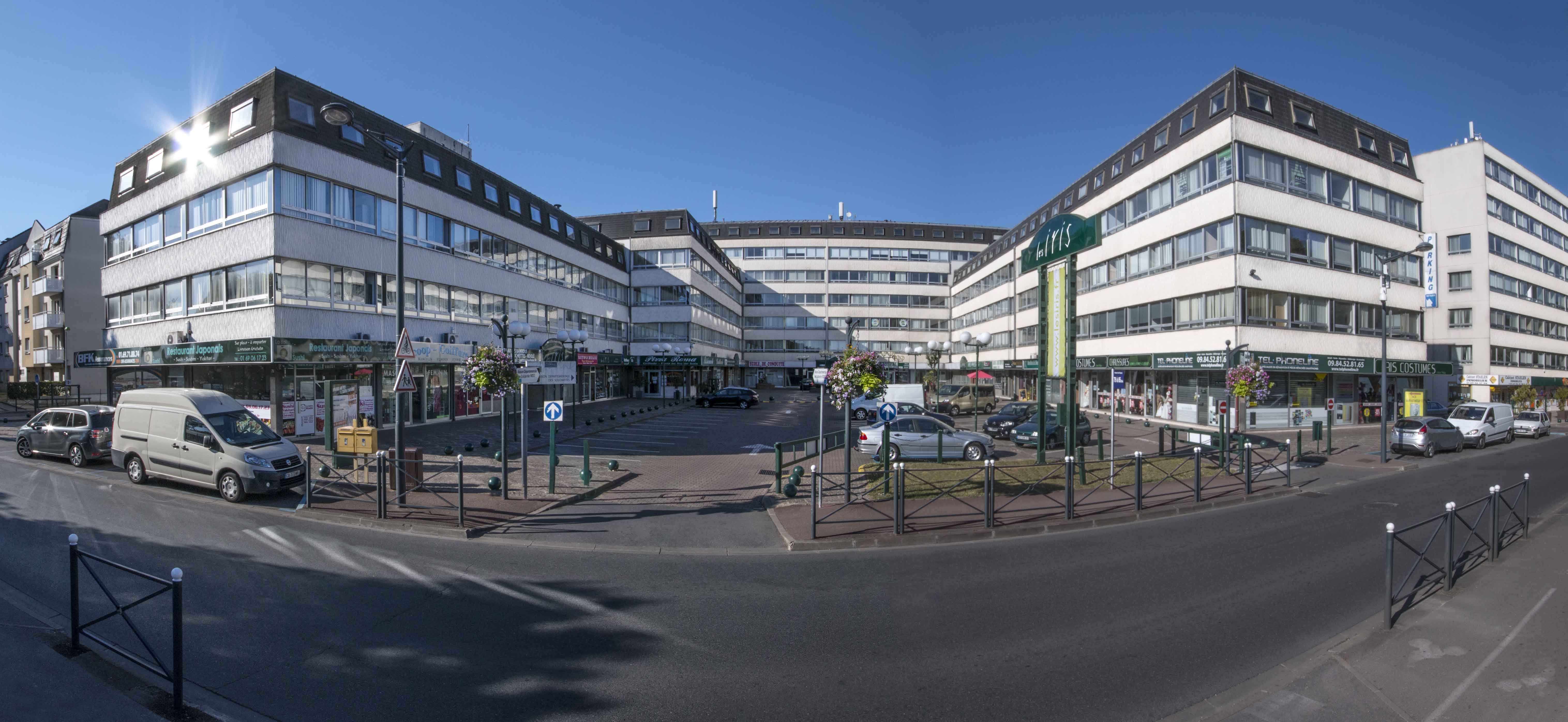 Location autre RIS ORANGIS 17m² 243 € | Réf. 8110004