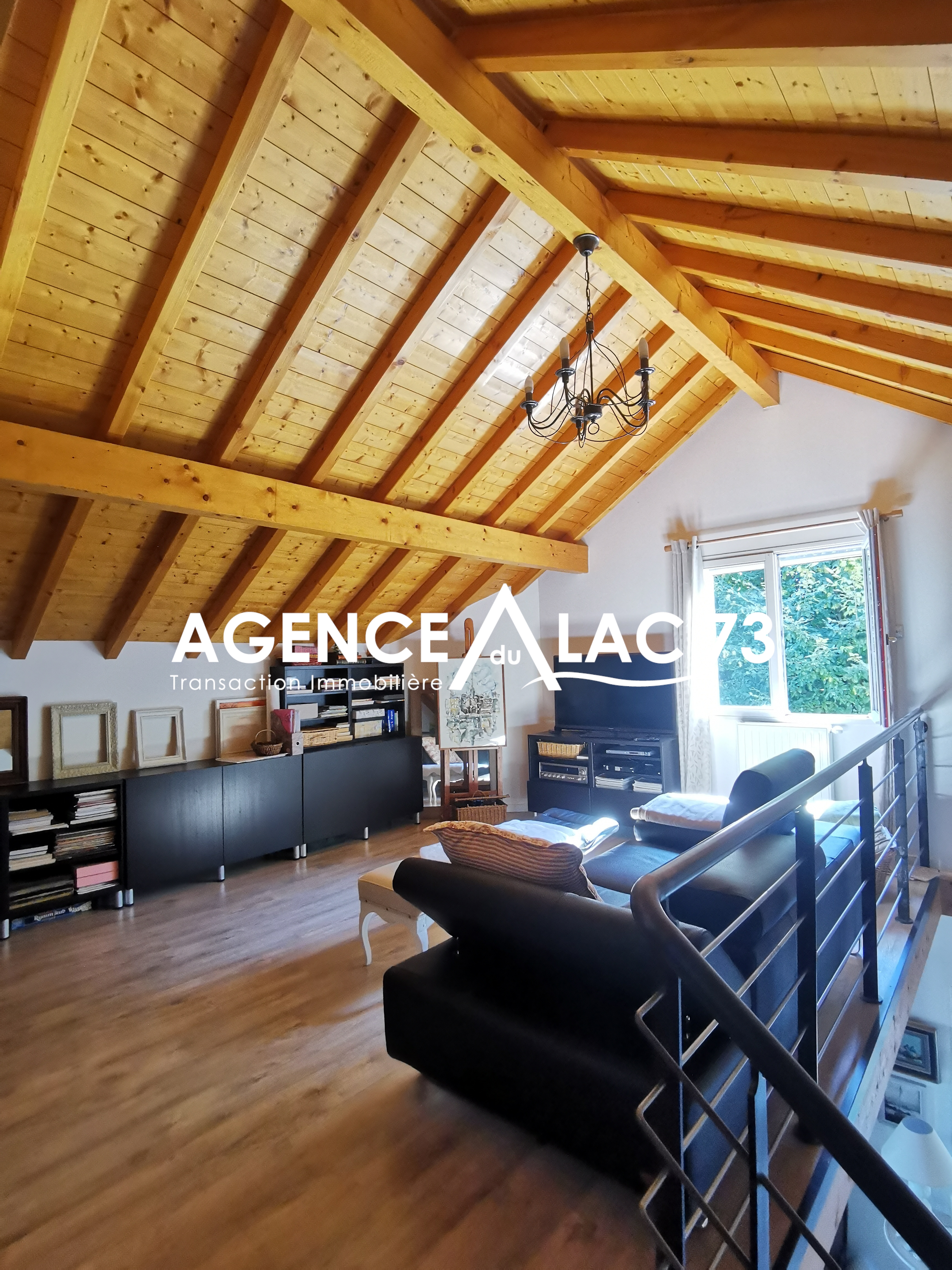 Vente maison 627 000 €  Conjux