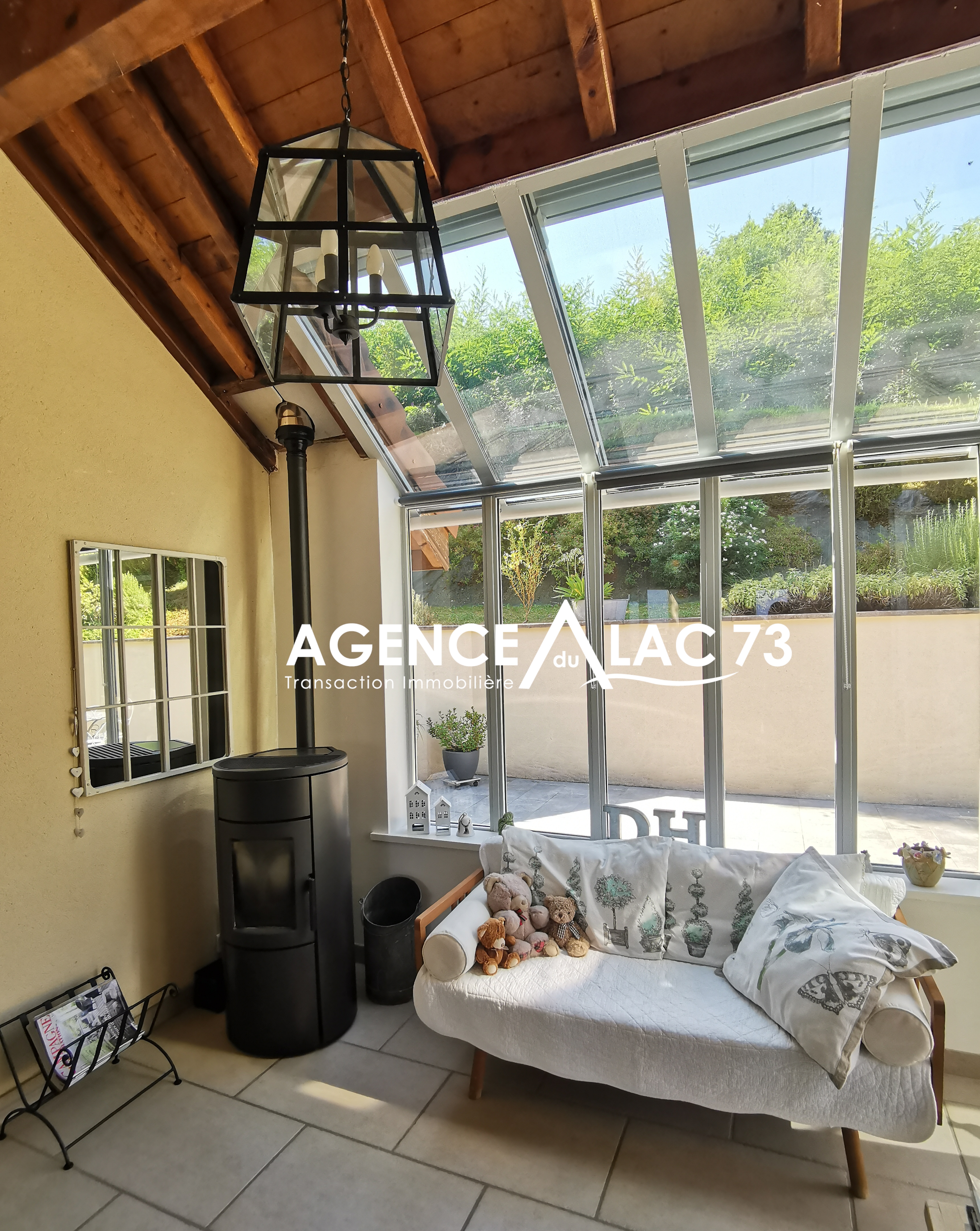 Maison sur Conjux ; 627 000 €  ; Vente Réf. ADL73-26