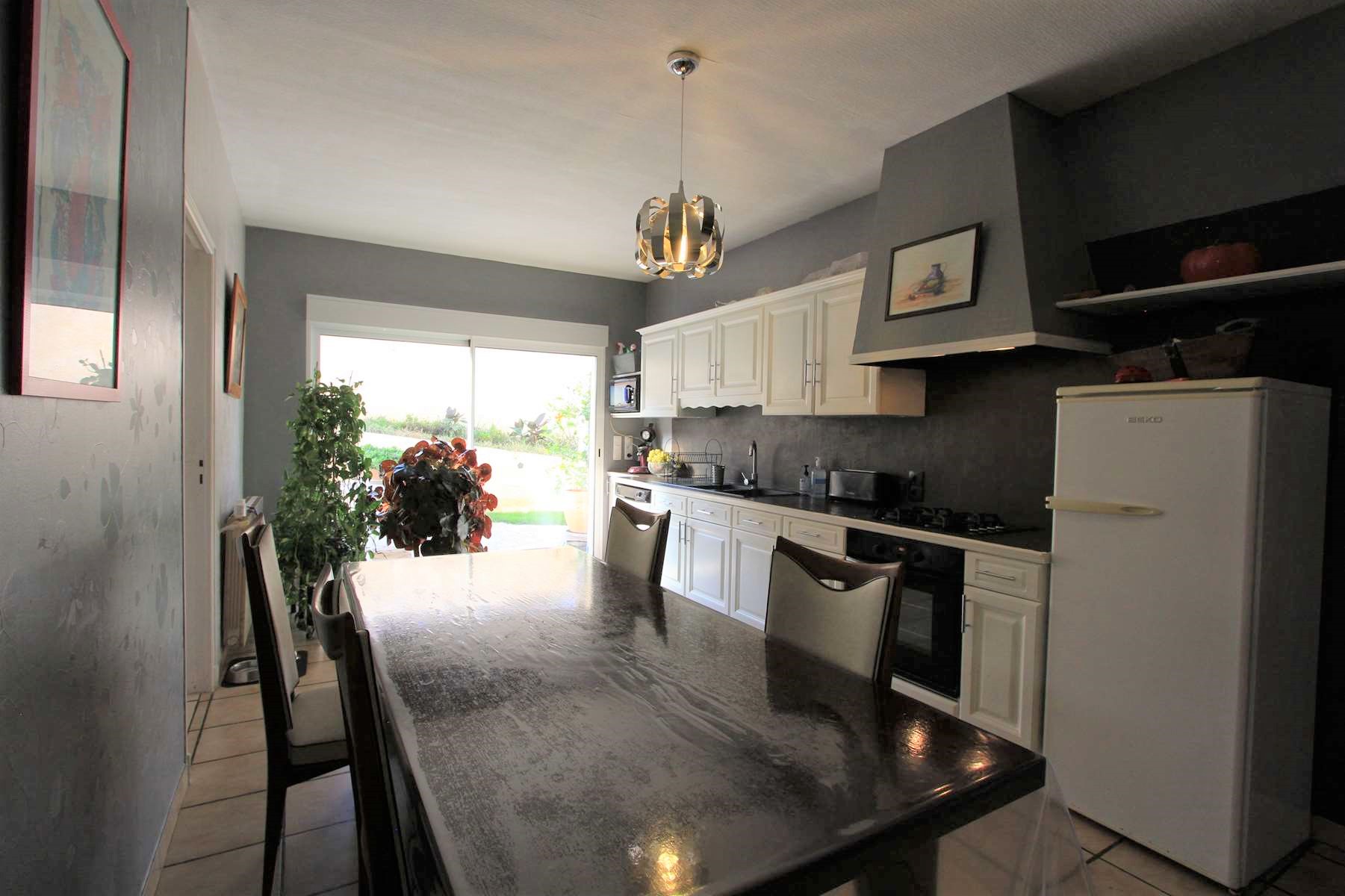 Vente maison Albi 241m² 650000 € | Réf. RI853T