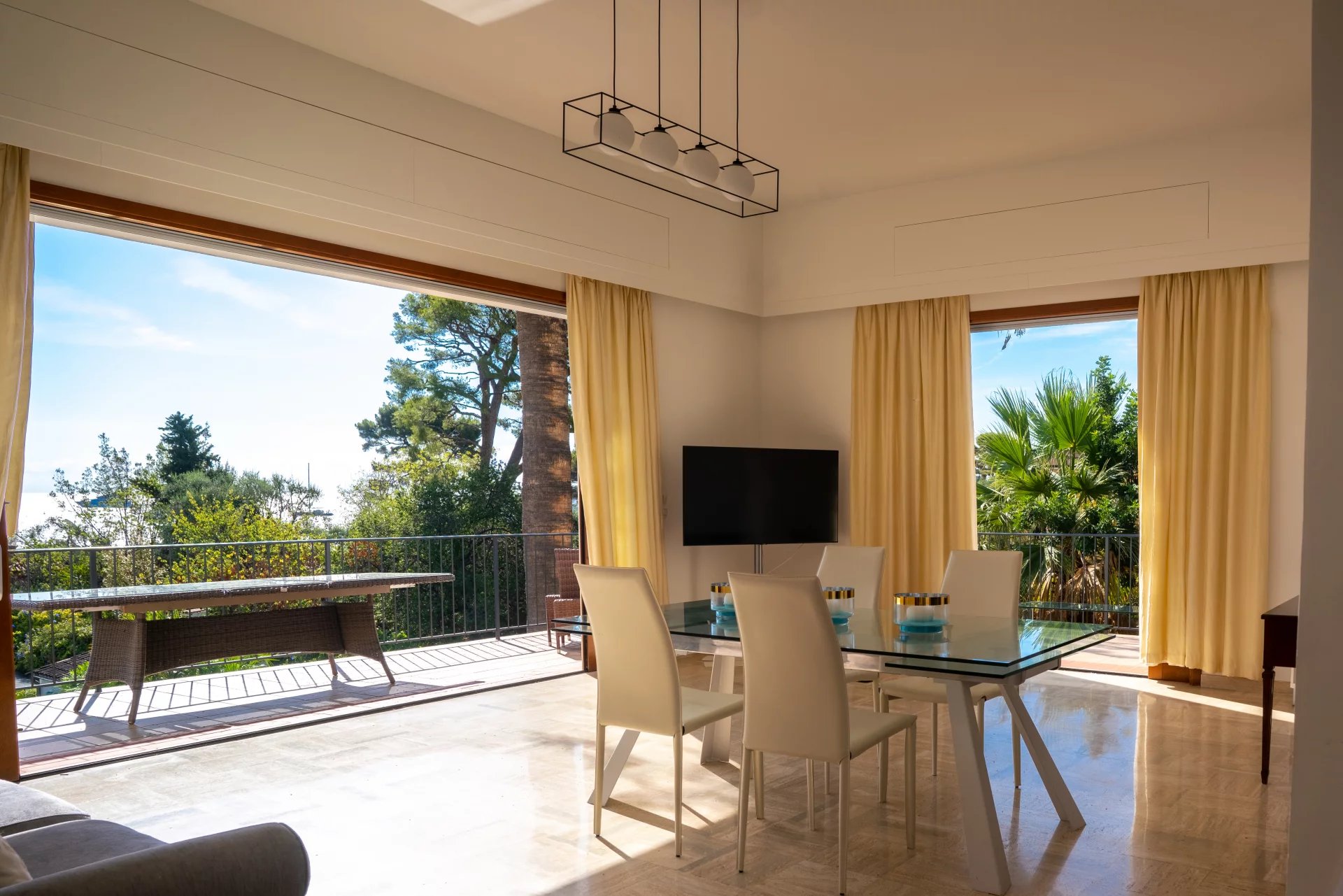 Maison 50 000 €  sur Saint-Jean-Cap-Ferrat (06230) - Réf. 1098