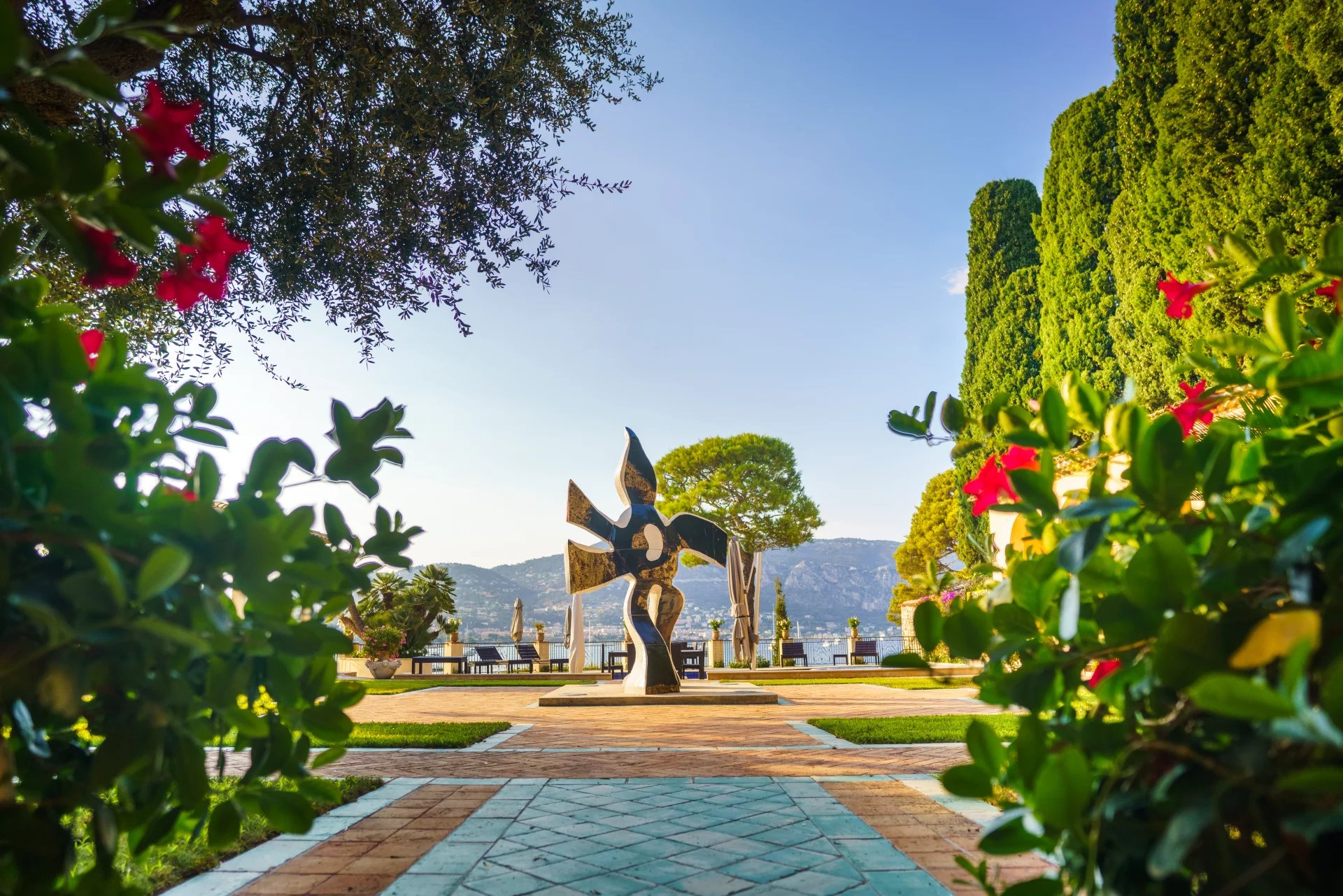 Maison sur Saint-Jean-Cap-Ferrat ; 146 000 €  ; A louer Réf. 1096
