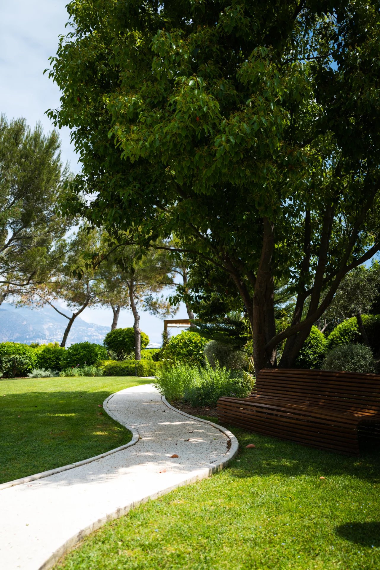 Maison sur Saint-Jean-Cap-Ferrat ; 231 000 €  ; A louer Réf. 1060