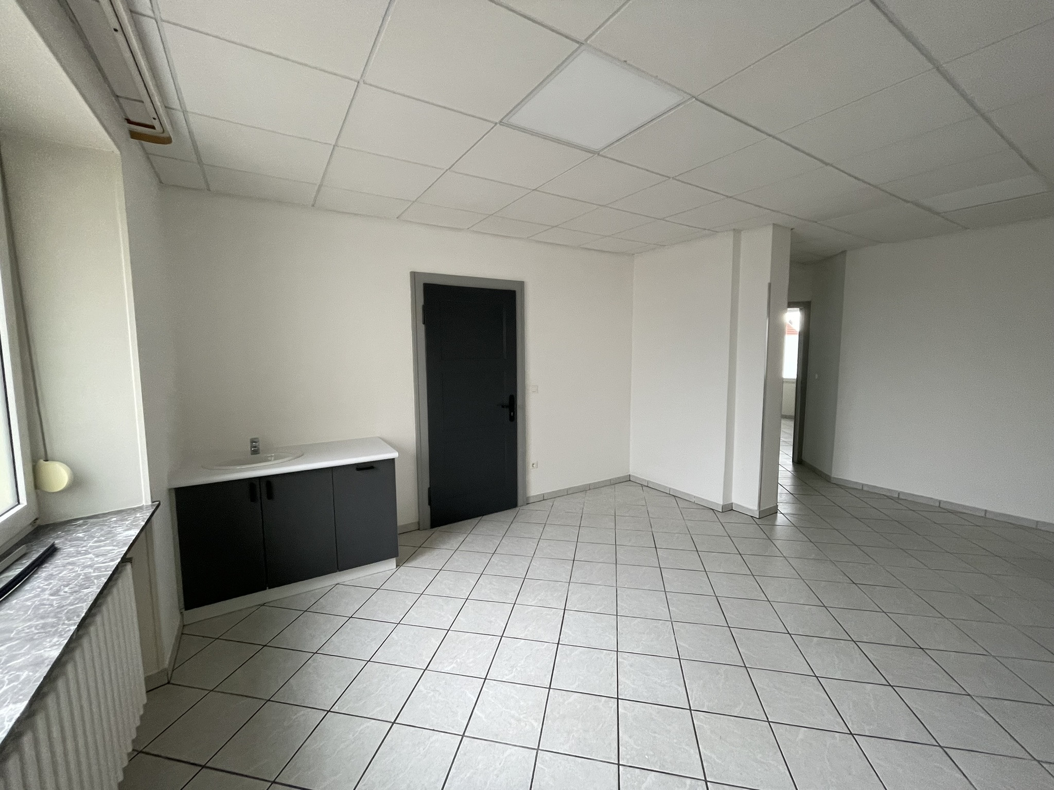 Location local commercial L'Hopital 57490; 700 € 