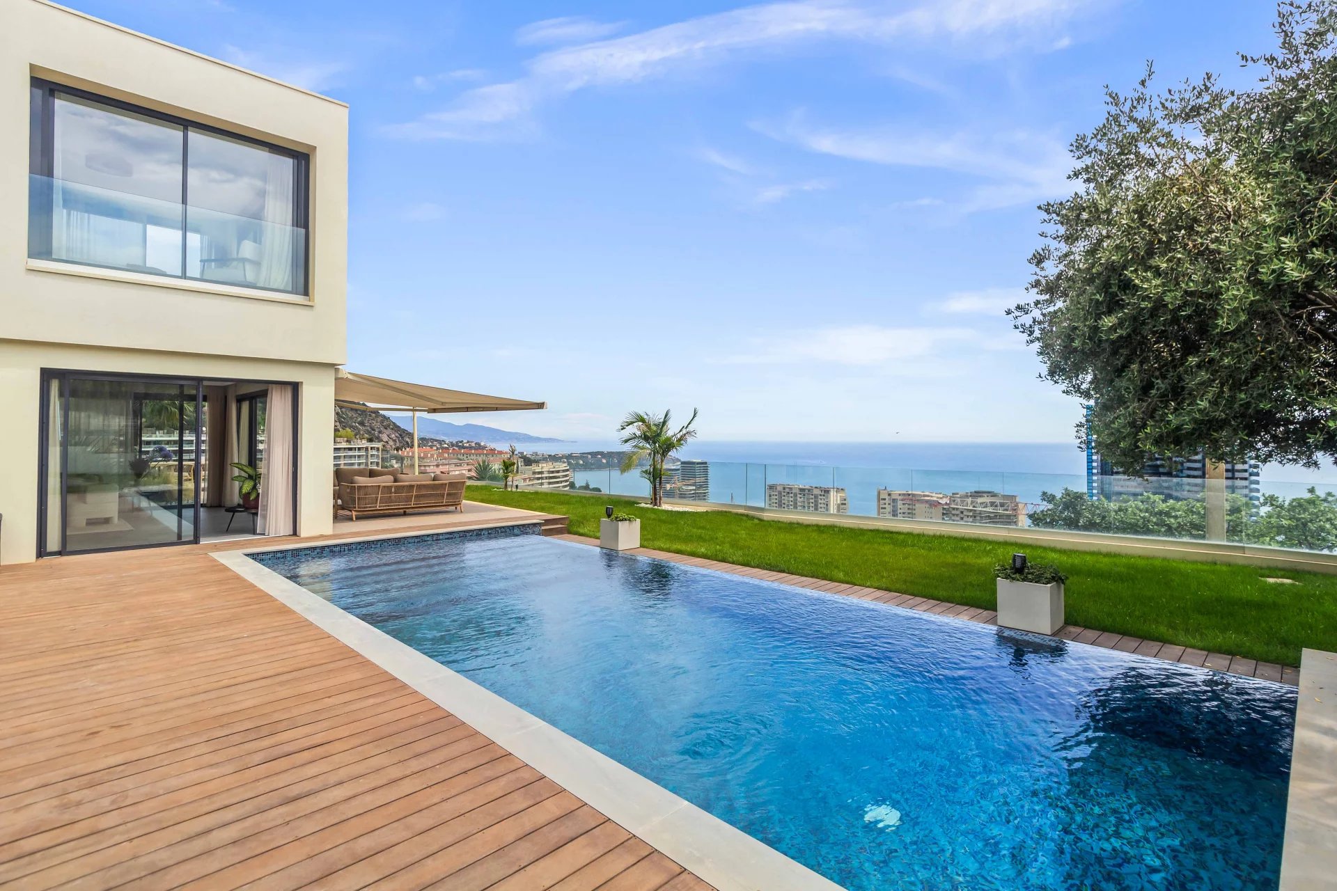 Maison 4 500 000 €  Réf. 1076 Beausoleil