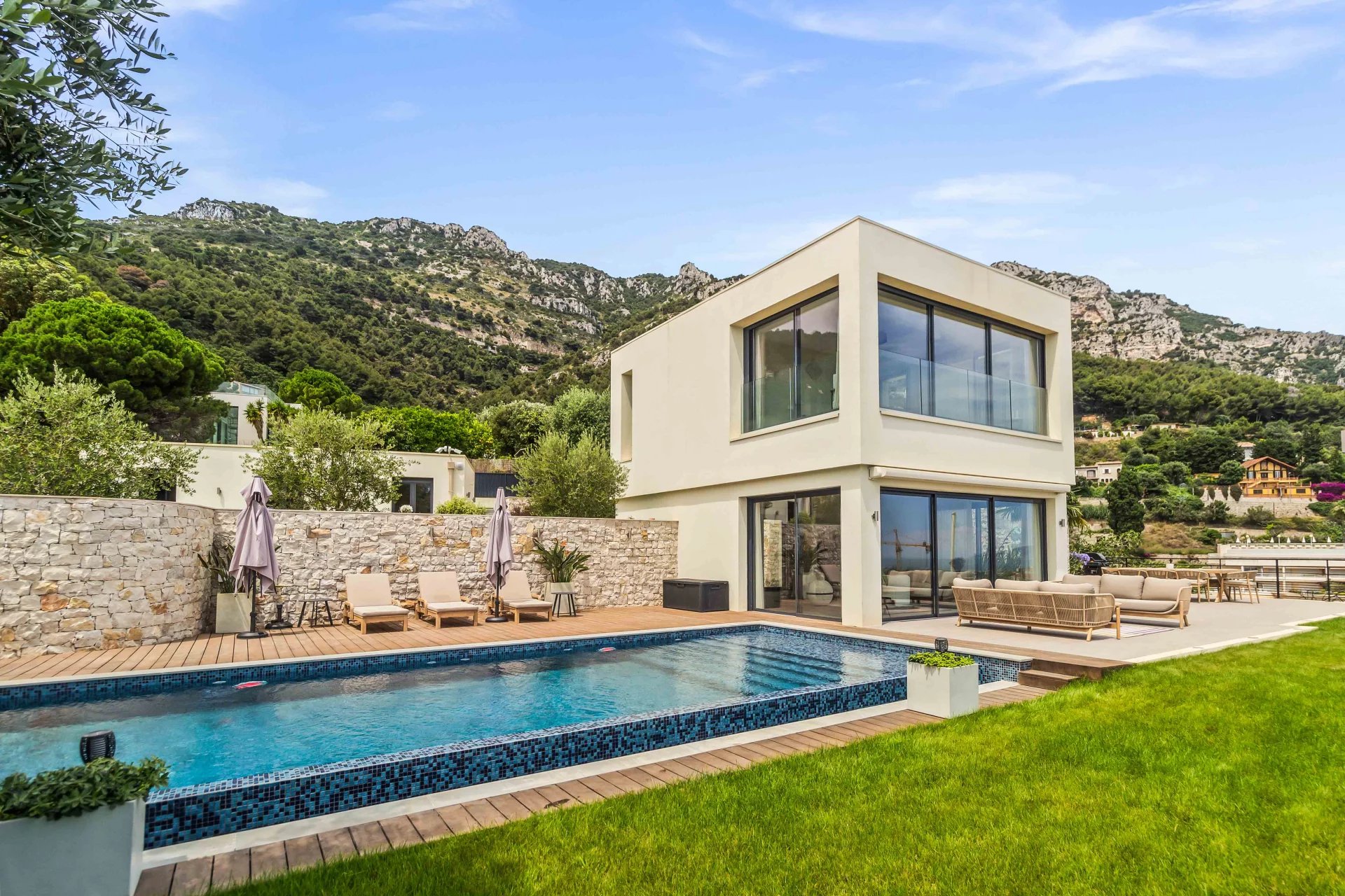 A vendre maison Beausoleil 06240; 4 500 000 € 