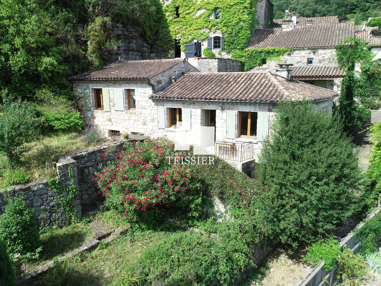 Vans 07140 Location Les Vans Ardeche Location Les Vans 07140