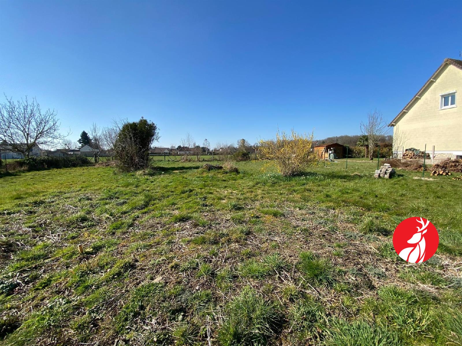 Terrain sur Chailly en Biere ; 135 500 € ; Vente Réf. 8719-6485