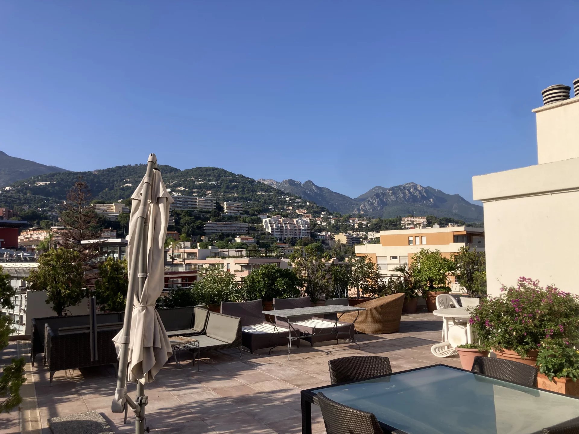 Appartement sur Roquebrune-Cap-Martin ; 1 490 000 €  ; A vendre Réf. 1087