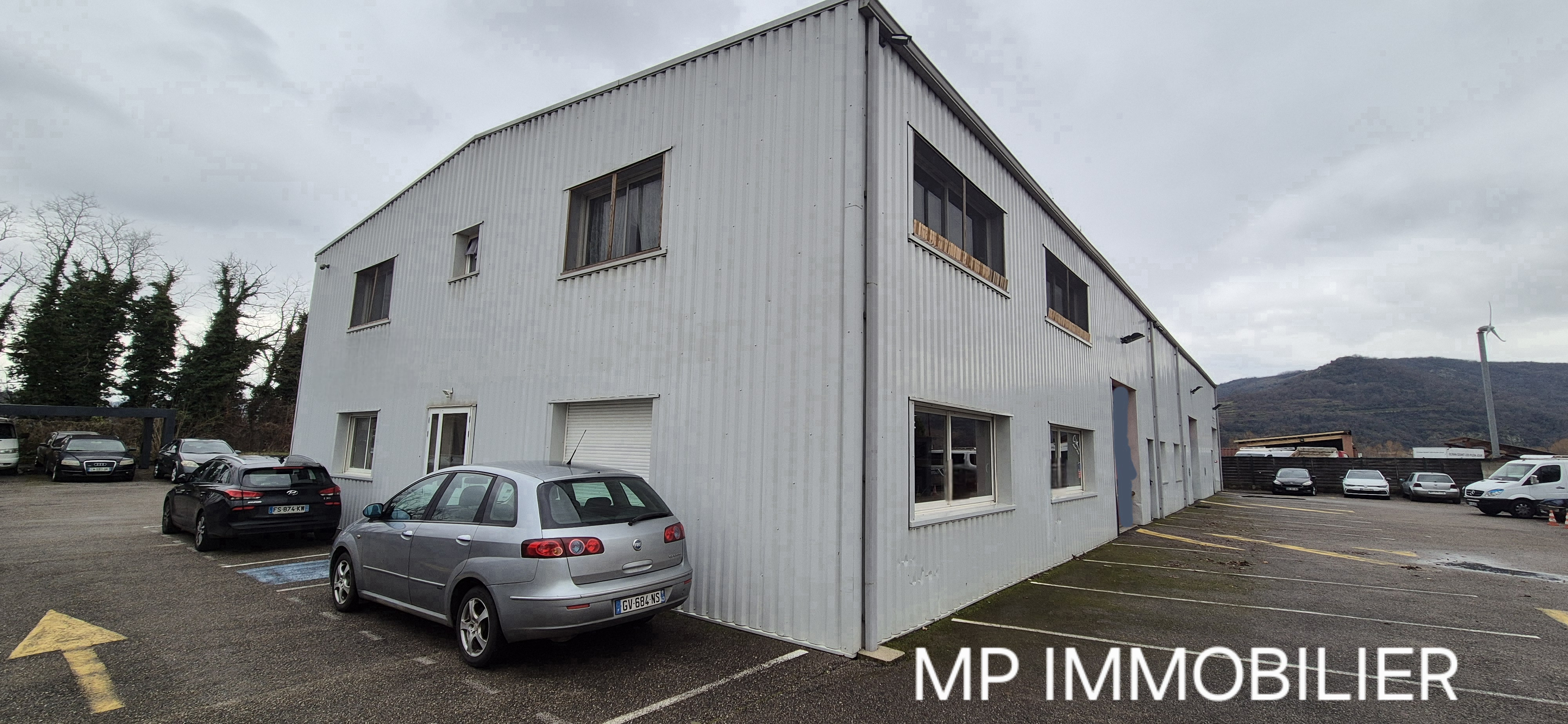 Entrepôt 600 000 €  Réf. MPI10 Laveyron