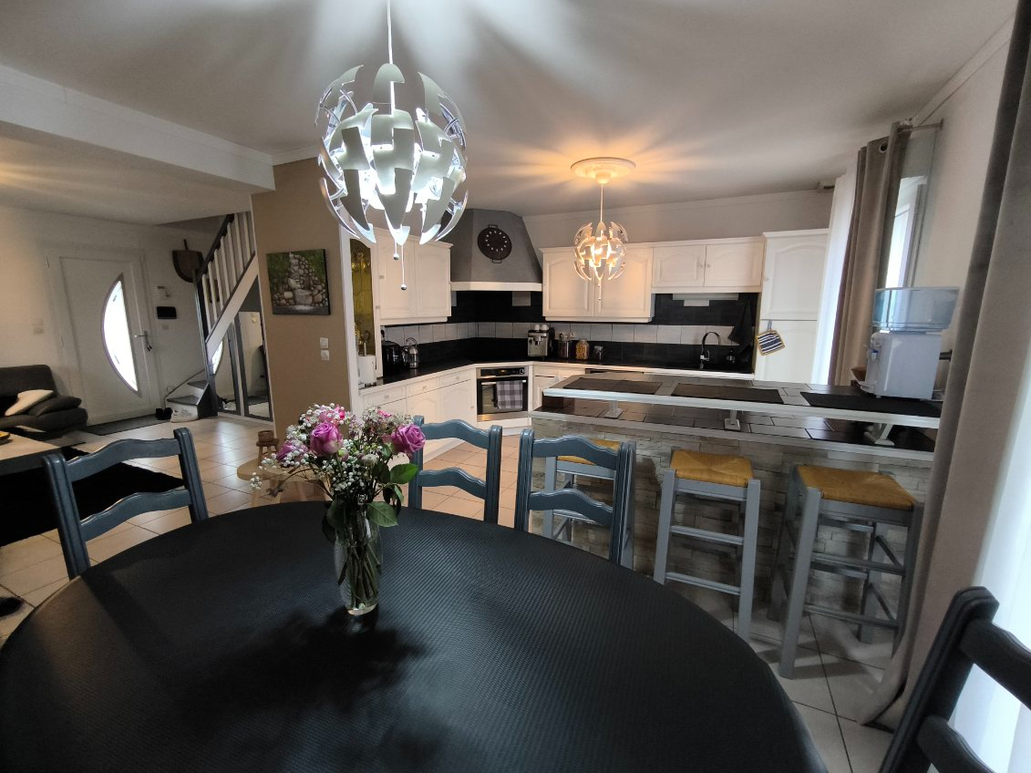 Maison sur Chateau Thierry ; 303 000 €  ; Vente Réf. 24.452