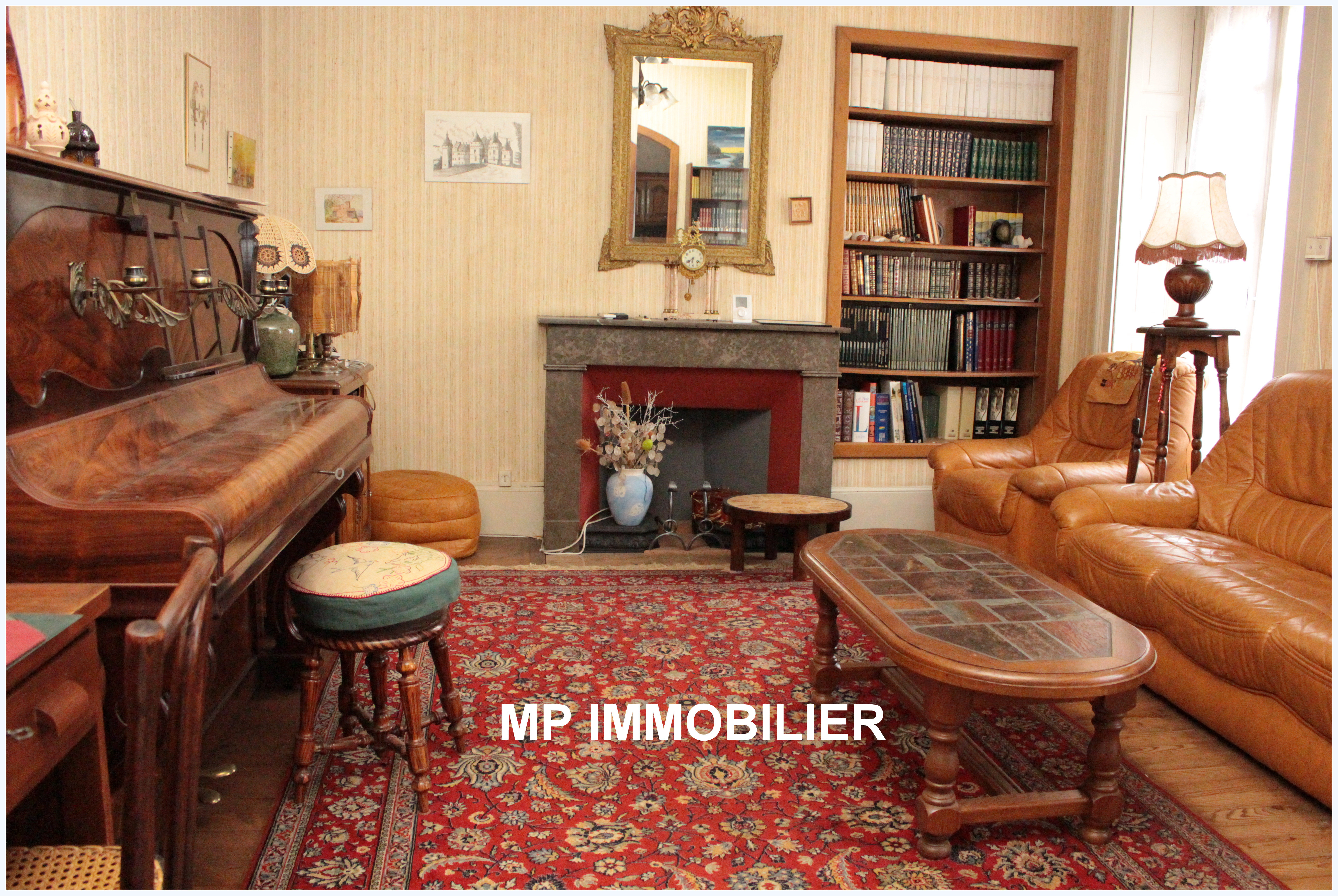 Immeuble 290 000 €  Réf. MPI12 Saint-Vallier