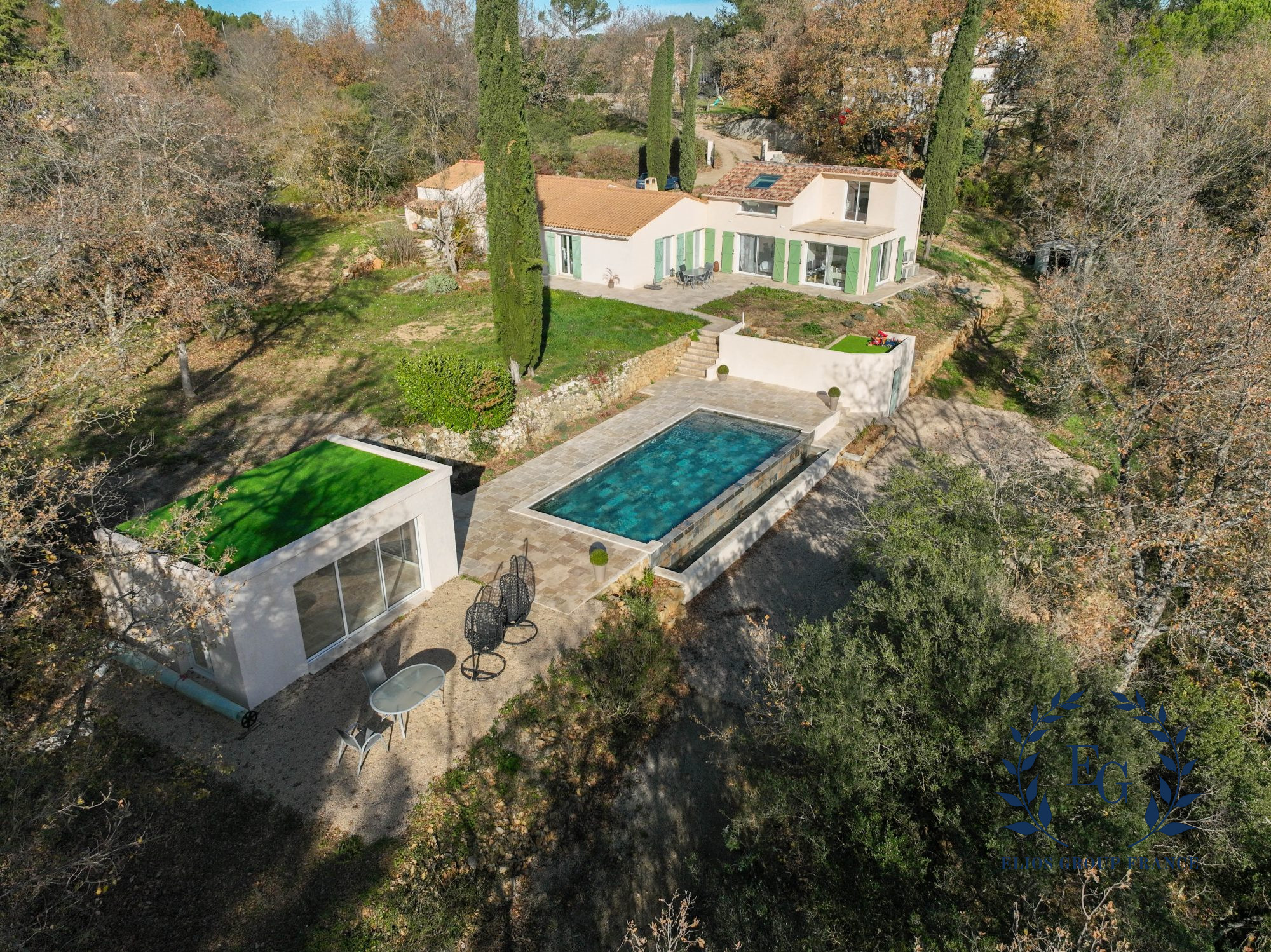 Maison sur Bras ; 680 000 €  ; Achat Réf. 174-ELIOSGROUP1_174