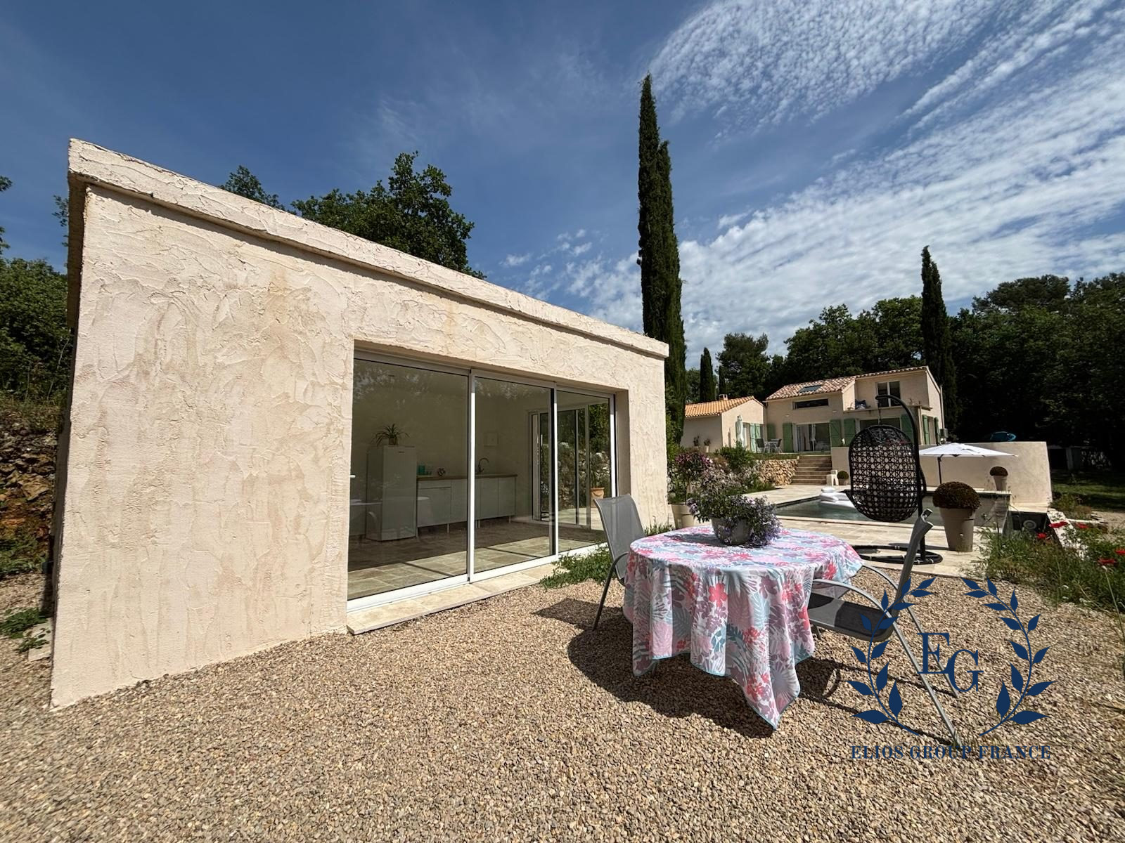 Maison sur Bras ; 680 000 €  ; Vente Réf. 174-ELIOSGROUP1_174