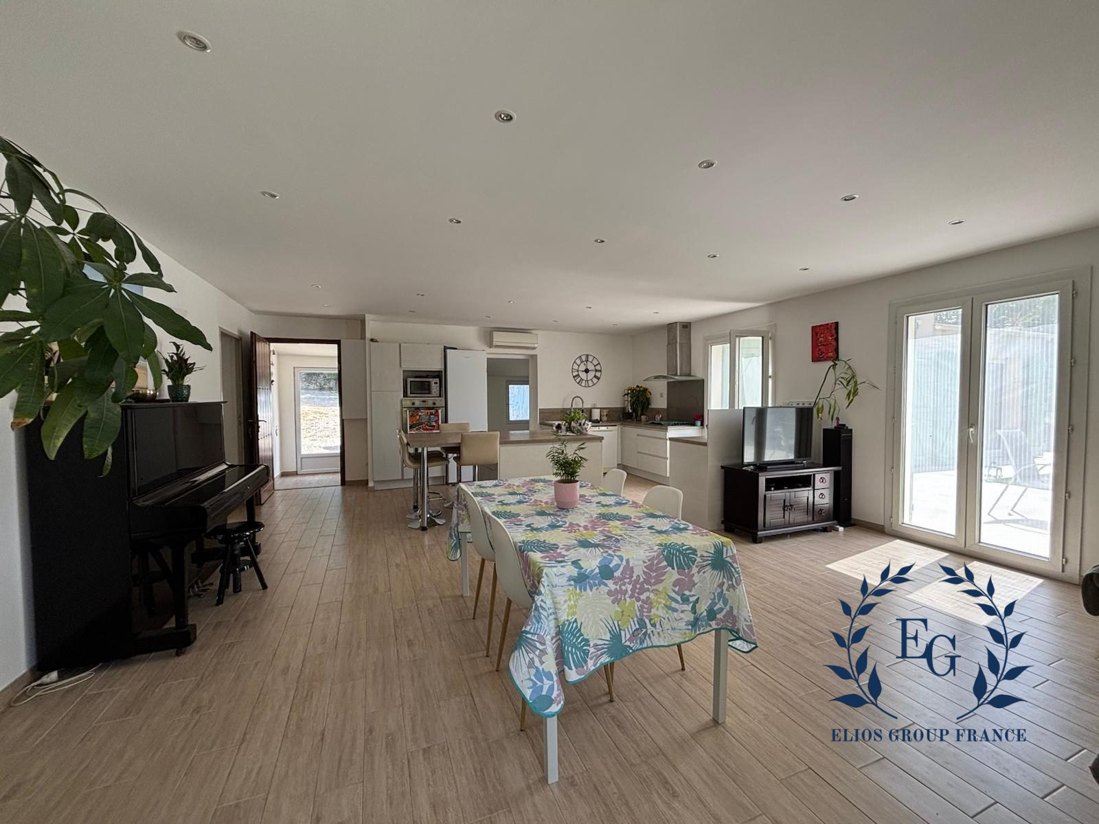 Vente maison 680 000 €  Bras