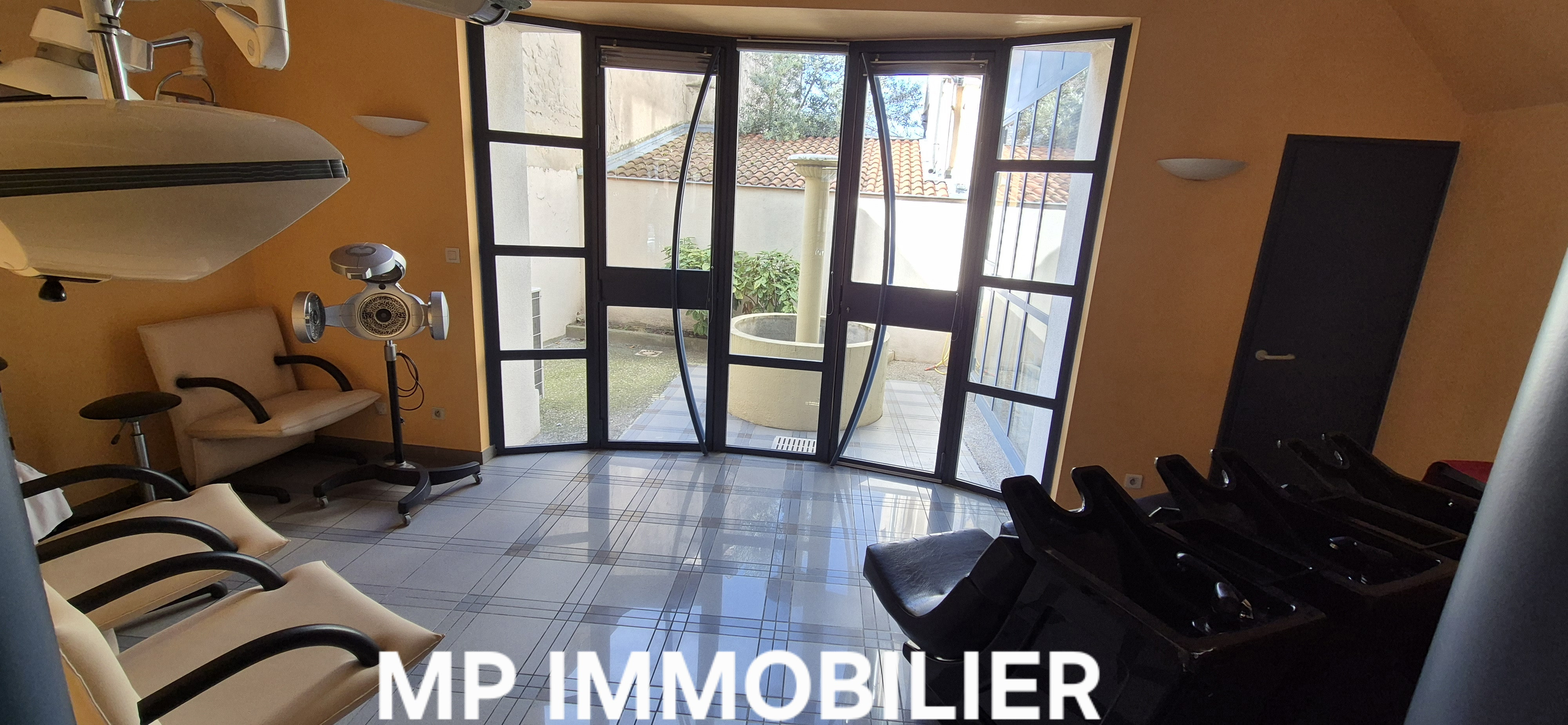 Fonds de commerce 10 000 €  Réf. MPI13 Saint-Vallier