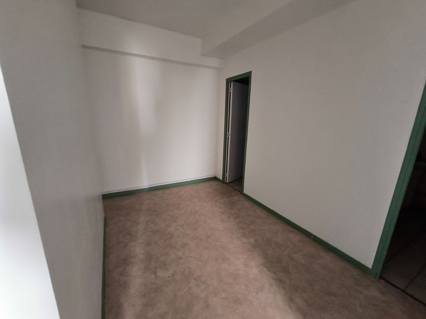 Immeuble 465 000 €  sur Chateau Thierry (02400) - Réf. 25.479