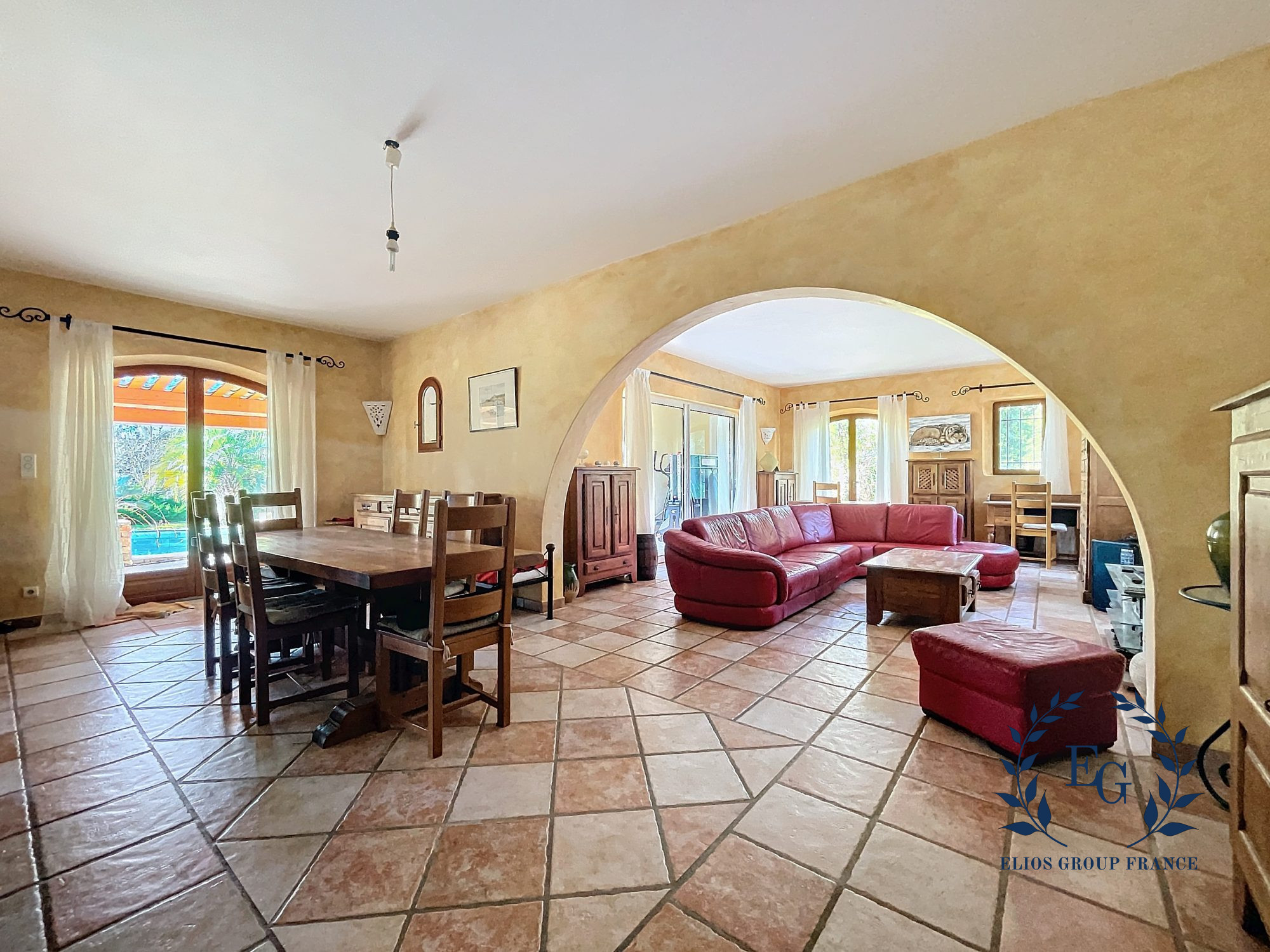 A vendre maison Bagnols en Forêt 83600; 749 000 € 