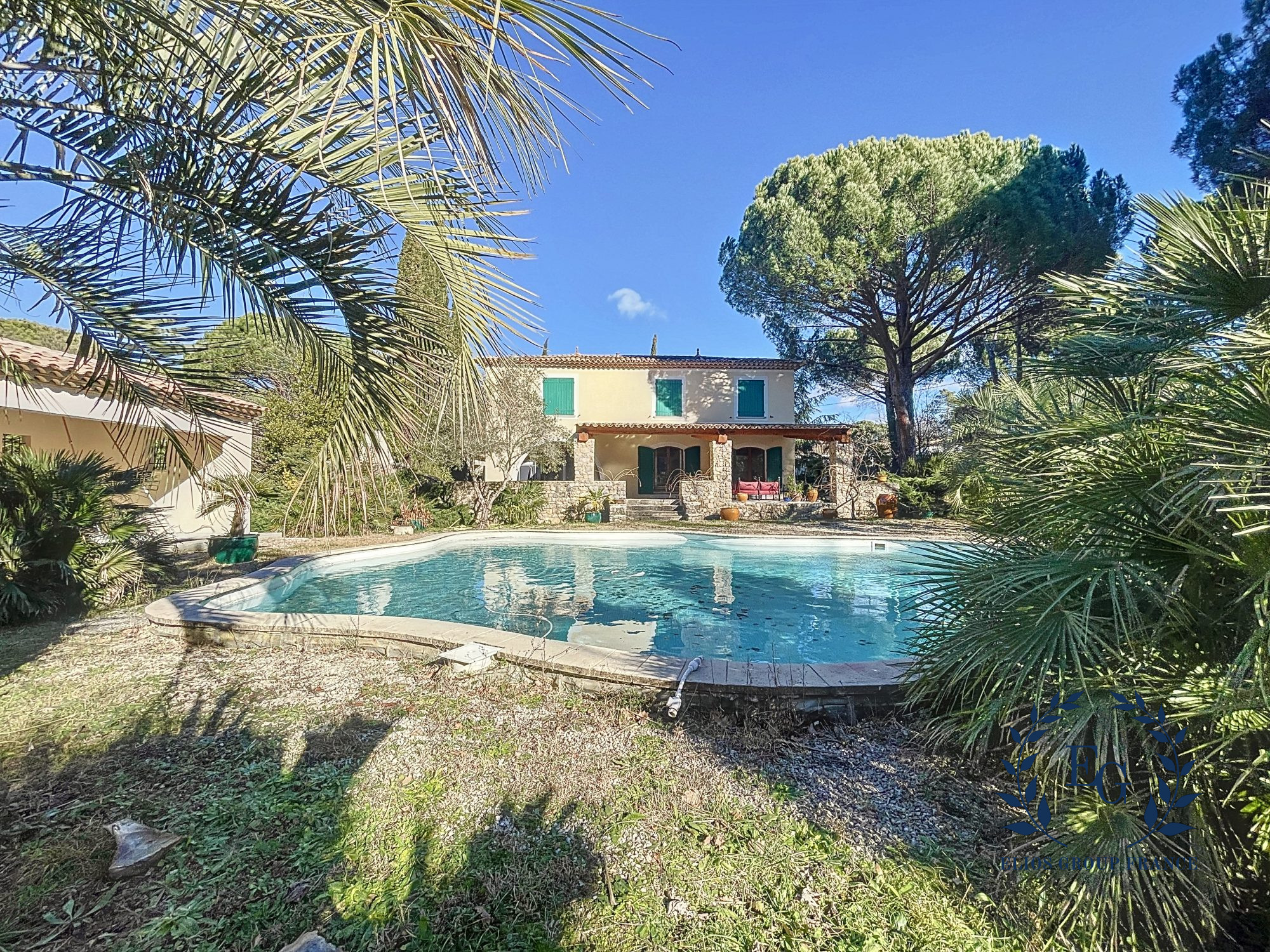 A vendre maison Bagnols en Forêt 83600; 749 000 € 