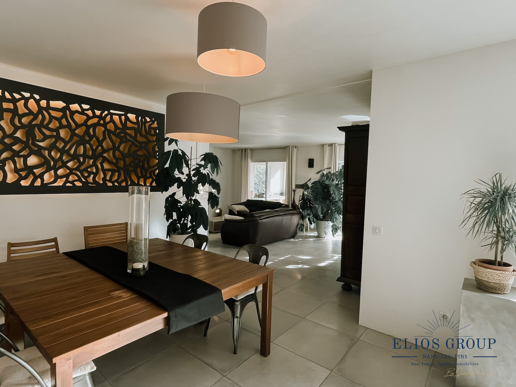 Maison 849 000 €  sur Nans les Pins (83860) - Réf. 887-ELIOSGROUP1_887