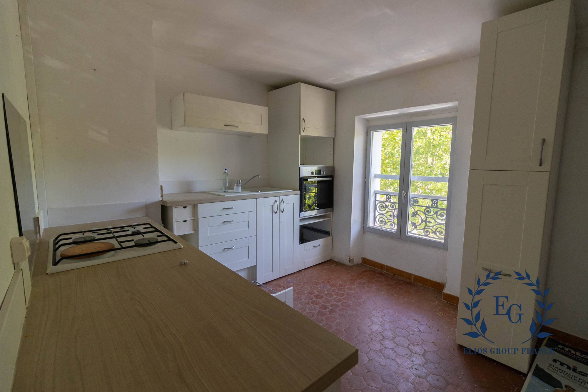 Vente appartement 85 000 € Barjols