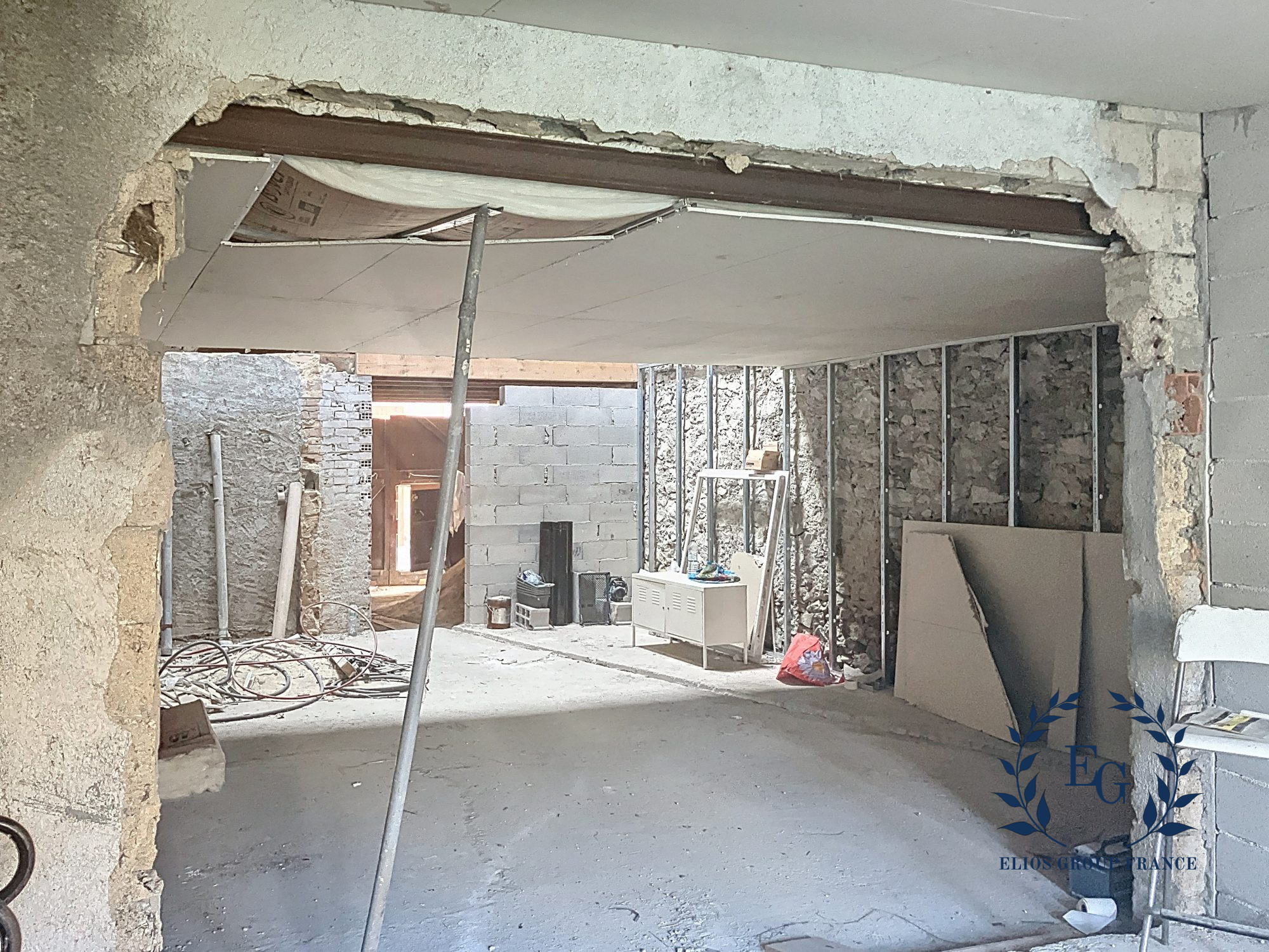 Maison sur Varages ; 130 000 €  ; Vente Réf. 208-ELIOSGROUP1_208
