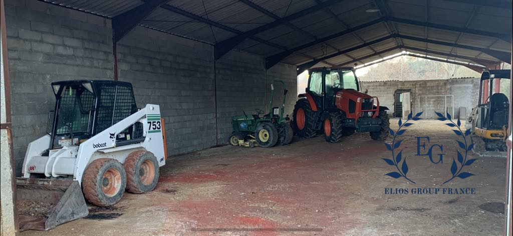 A vendre immeuble Rians 83560; 299 000 € 