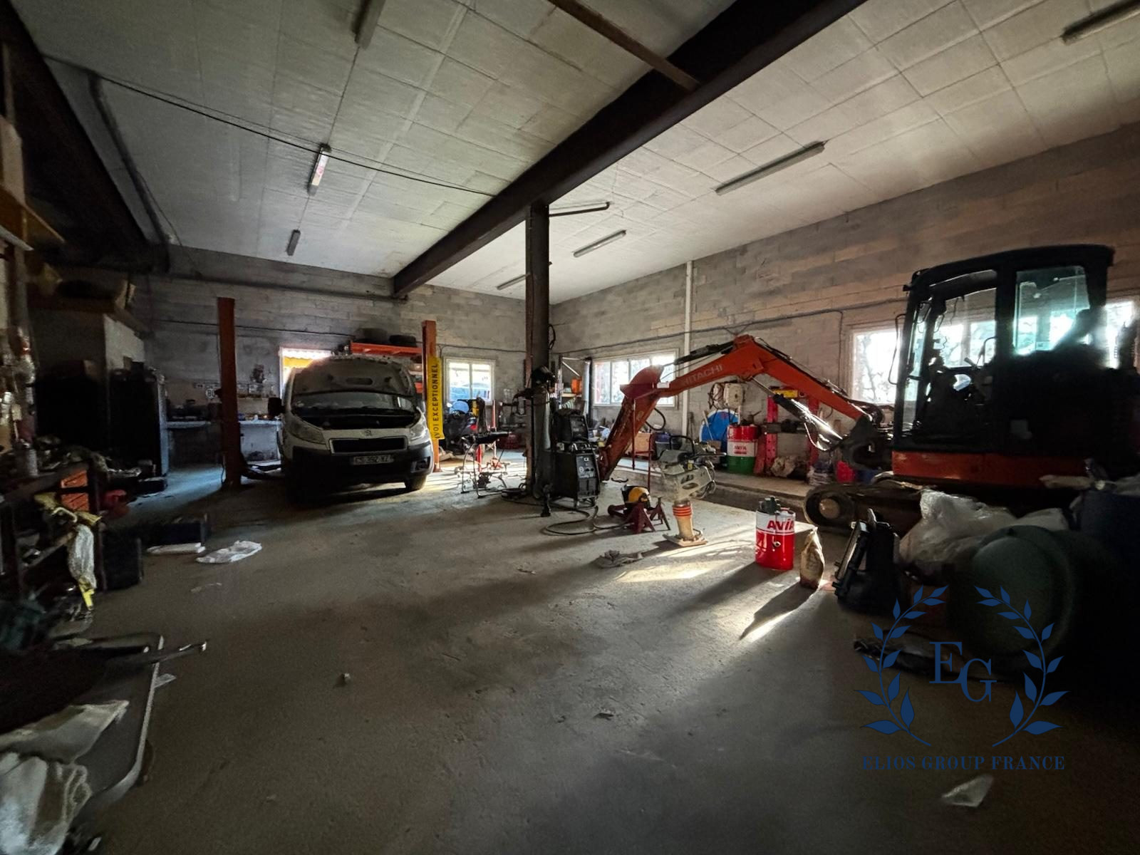 Location local commercial Tourves Réf. 205-ELIOSGROUP1_205