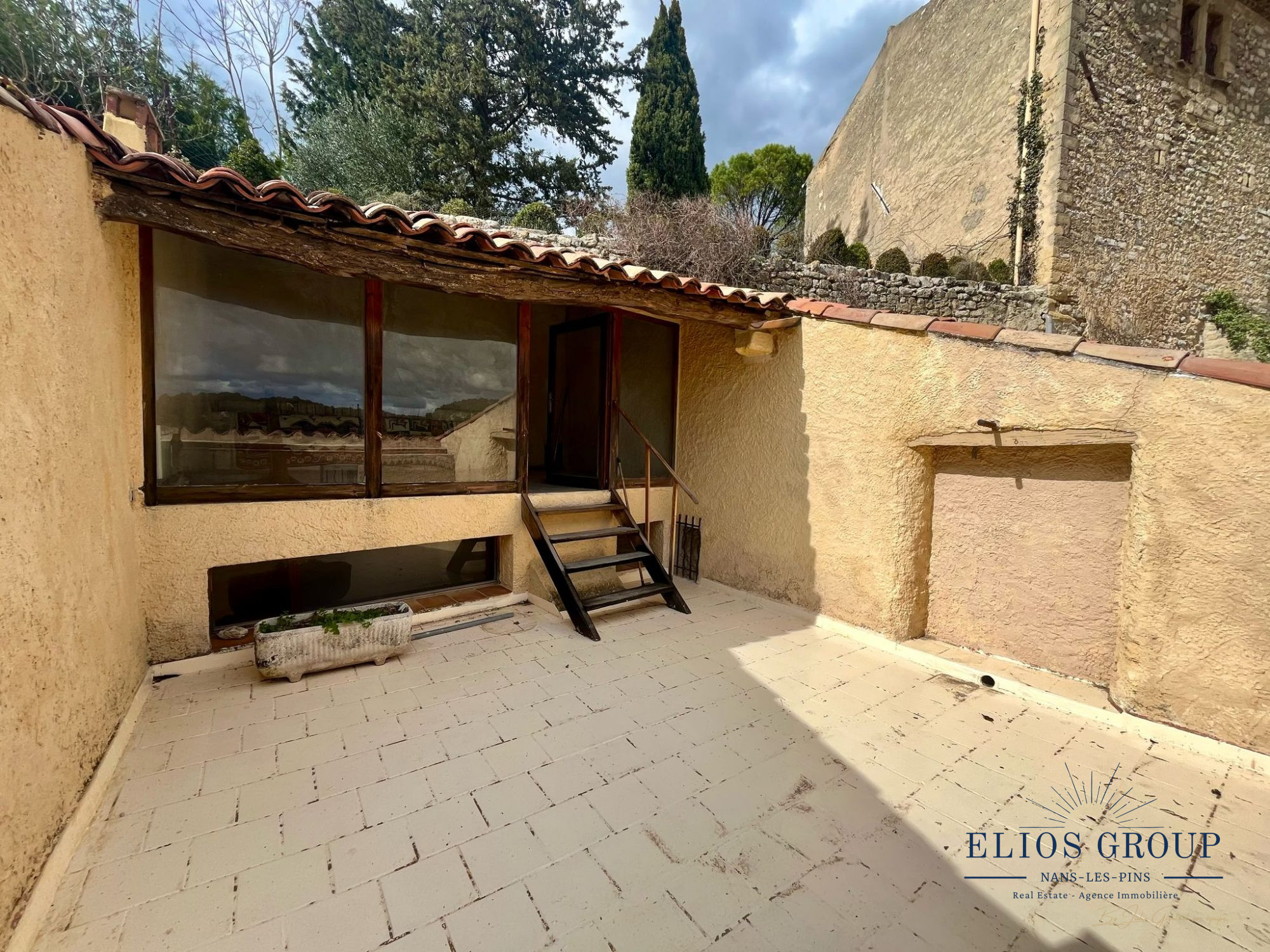 Vente maison 165 000 €  Jouques
